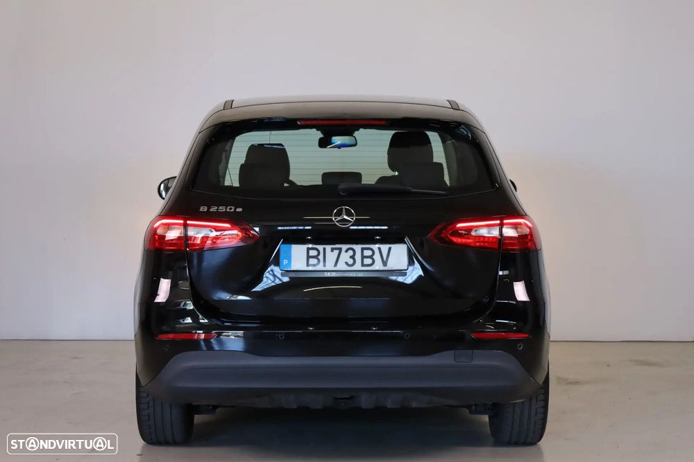 Mercedes-Benz B 250 e 8G-DCT Progressive - 15