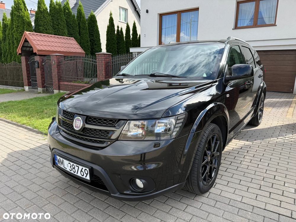 Fiat Freemont 2.0 Multijet Black Code AWD - 3