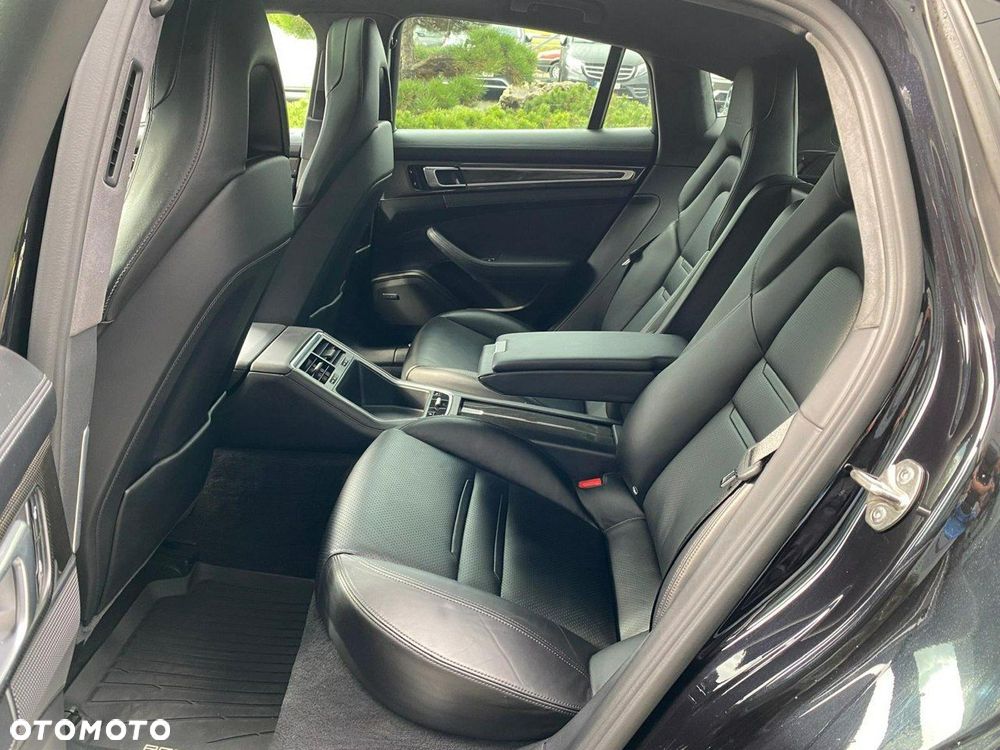 Porsche Panamera - 10