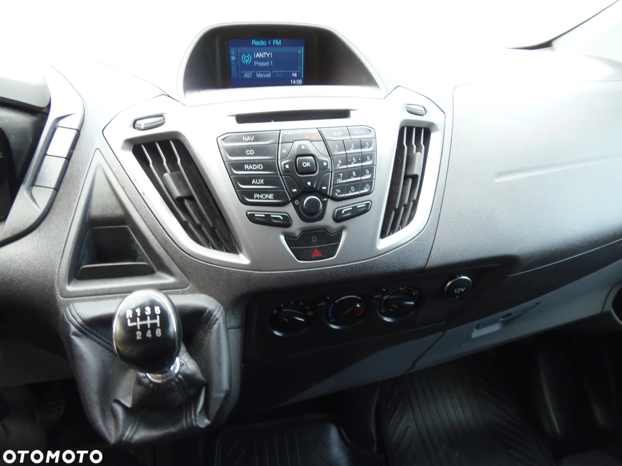 Ford Transit Custom - 33