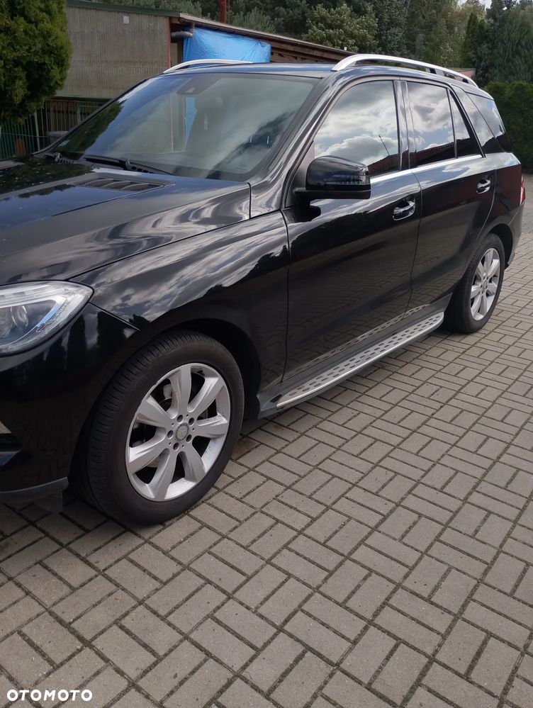 Mercedes-Benz ML 350 BlueTec 4-Matic - 2