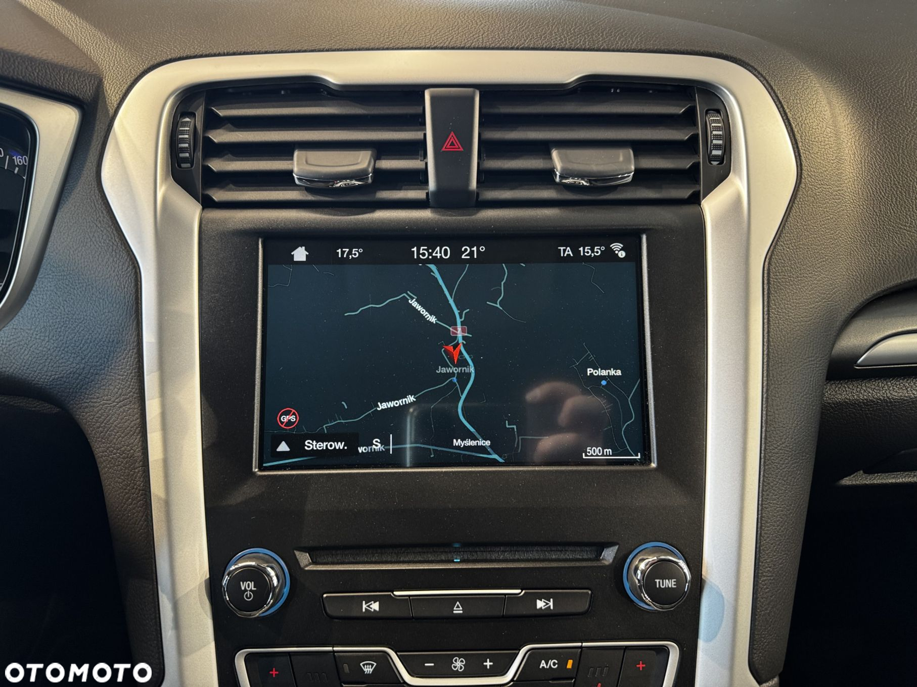 Ford Mondeo - 23