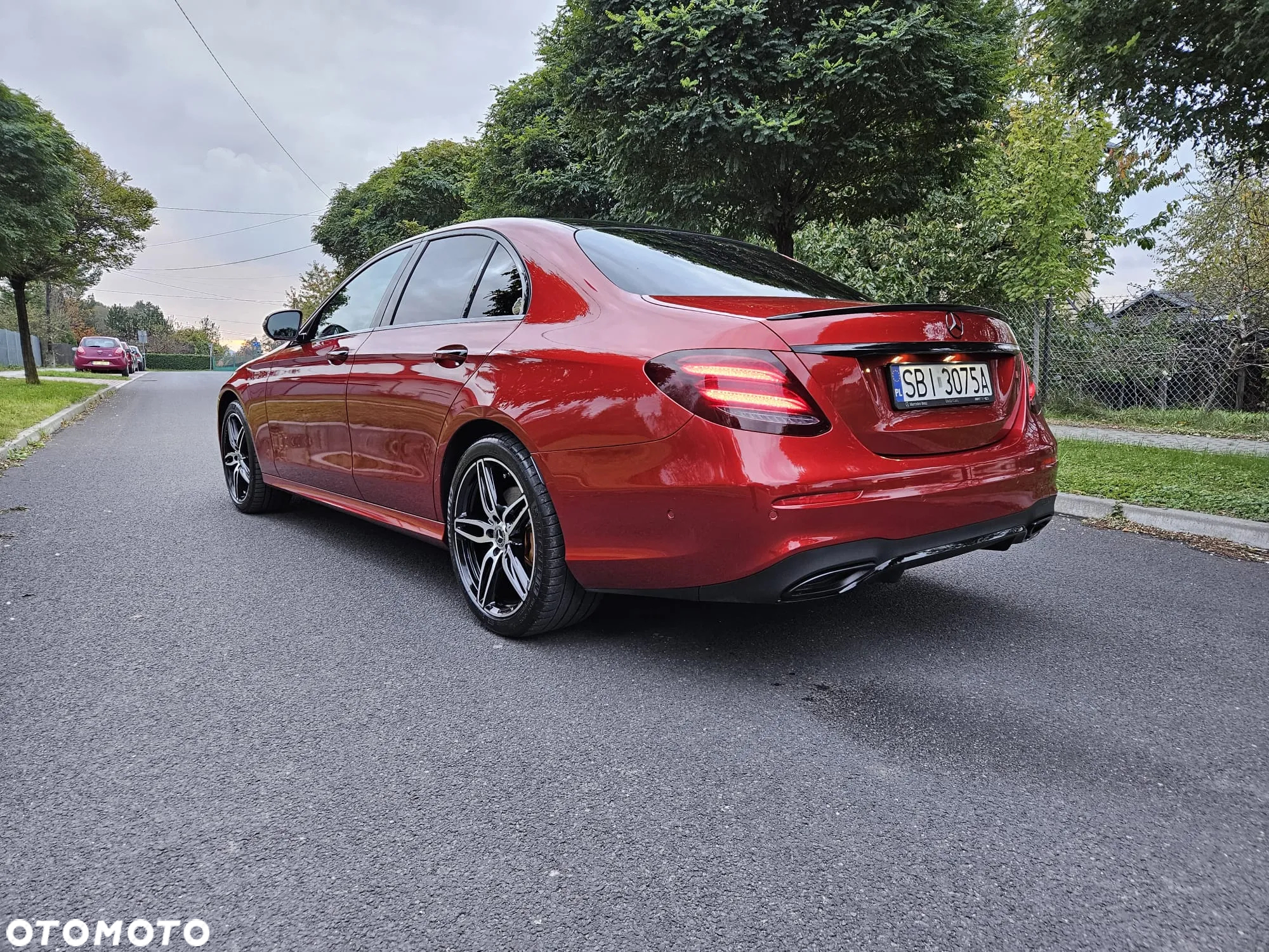 Mercedes-Benz Klasa E 400 d 4-Matic 9G-TRONIC - 11