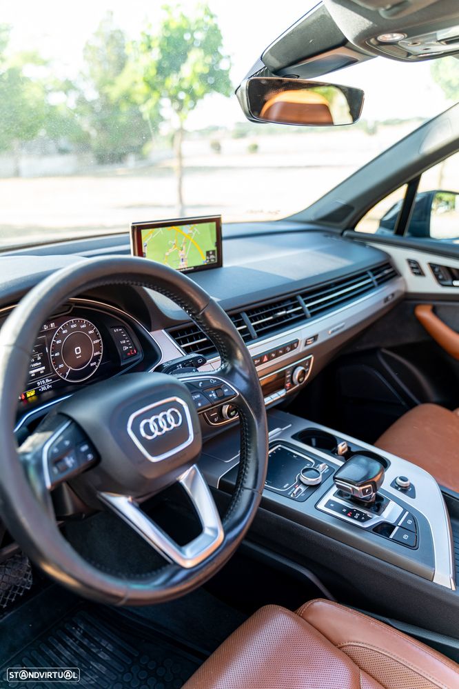 Audi Q7 3.0 TDI E-tron quattro S-line Tiptronic - 20