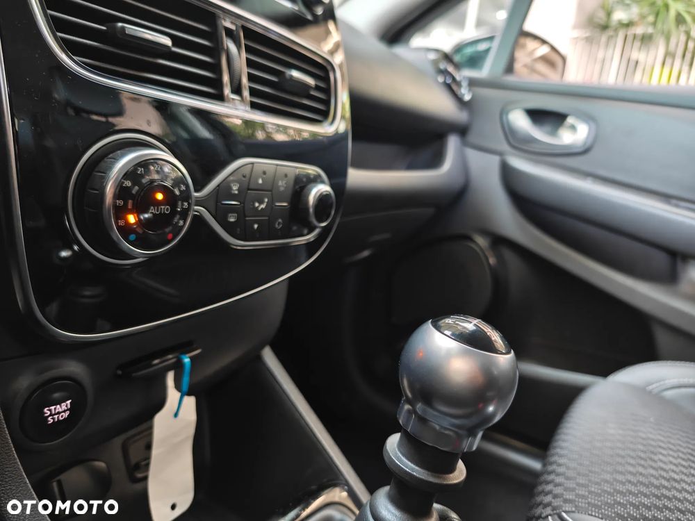 Renault Clio ENERGY TCe 120 INTENS - 5