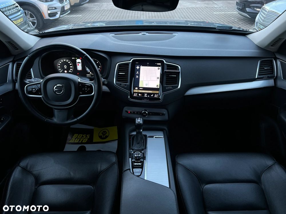 Volvo XC 90 - 17
