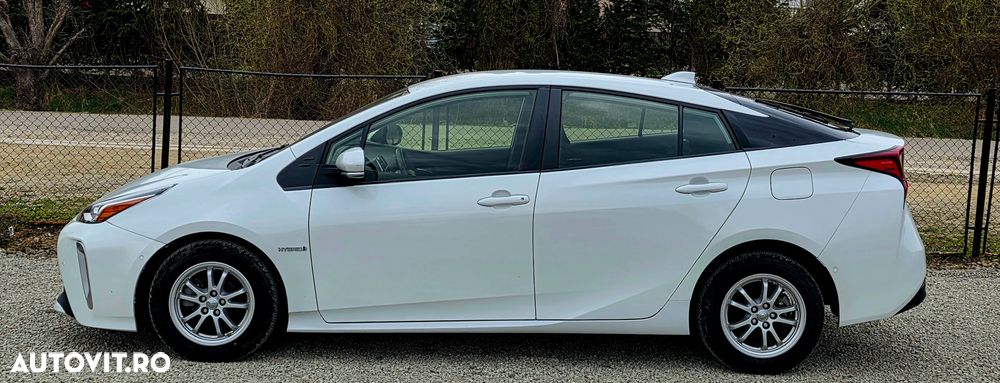 Toyota Prius Hybrid Executive - 14