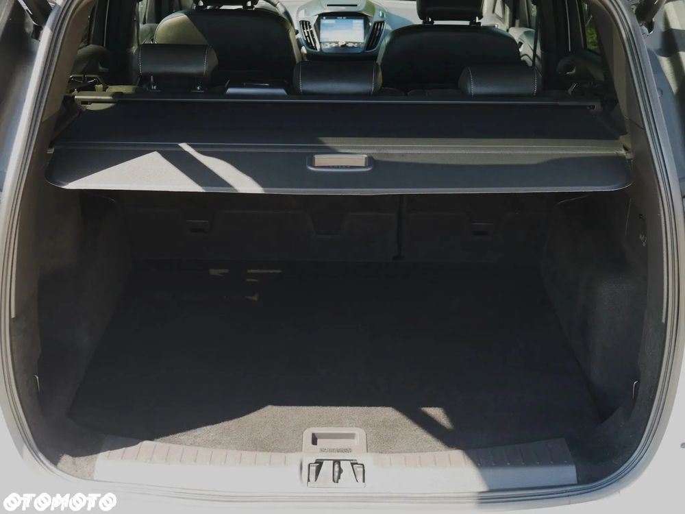 Ford Kuga - 23