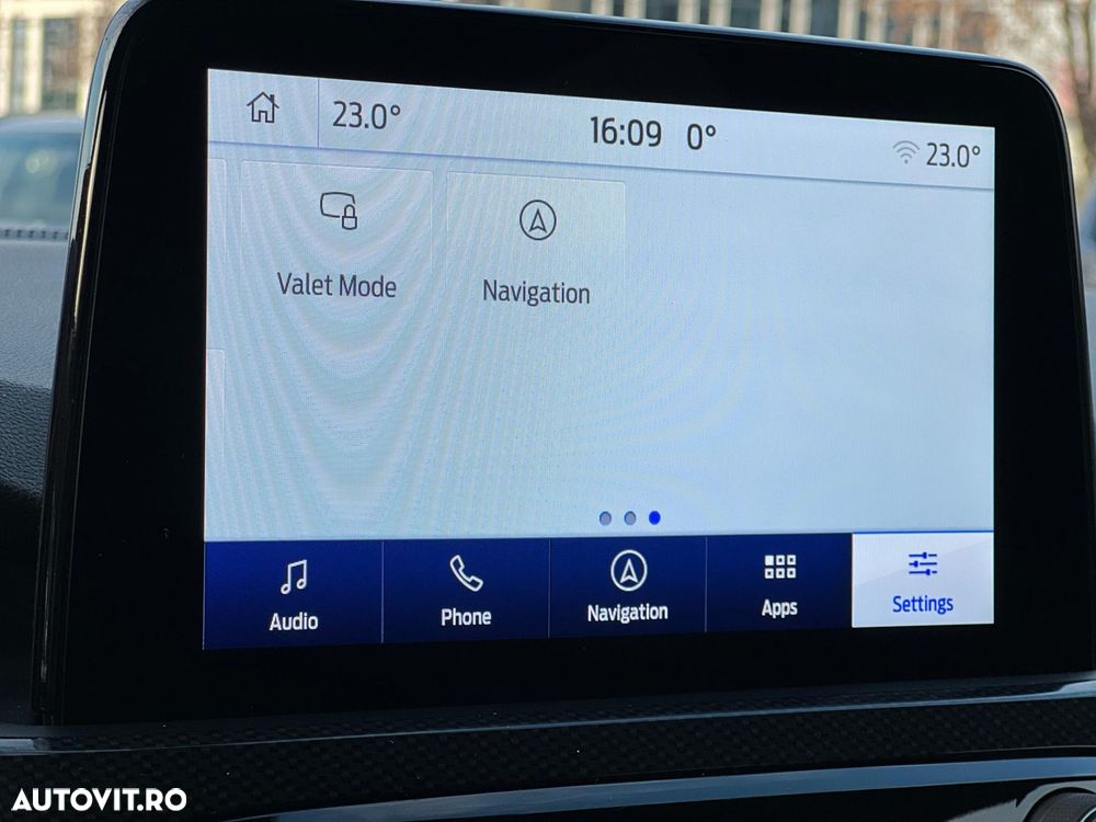 Ford Kuga - 25