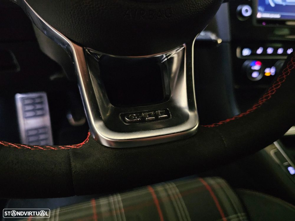 VW Golf 2.0 TSi GTi - 23