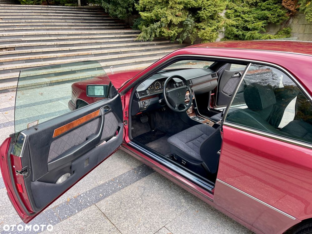 Mercedes-Benz Klasa E - 9