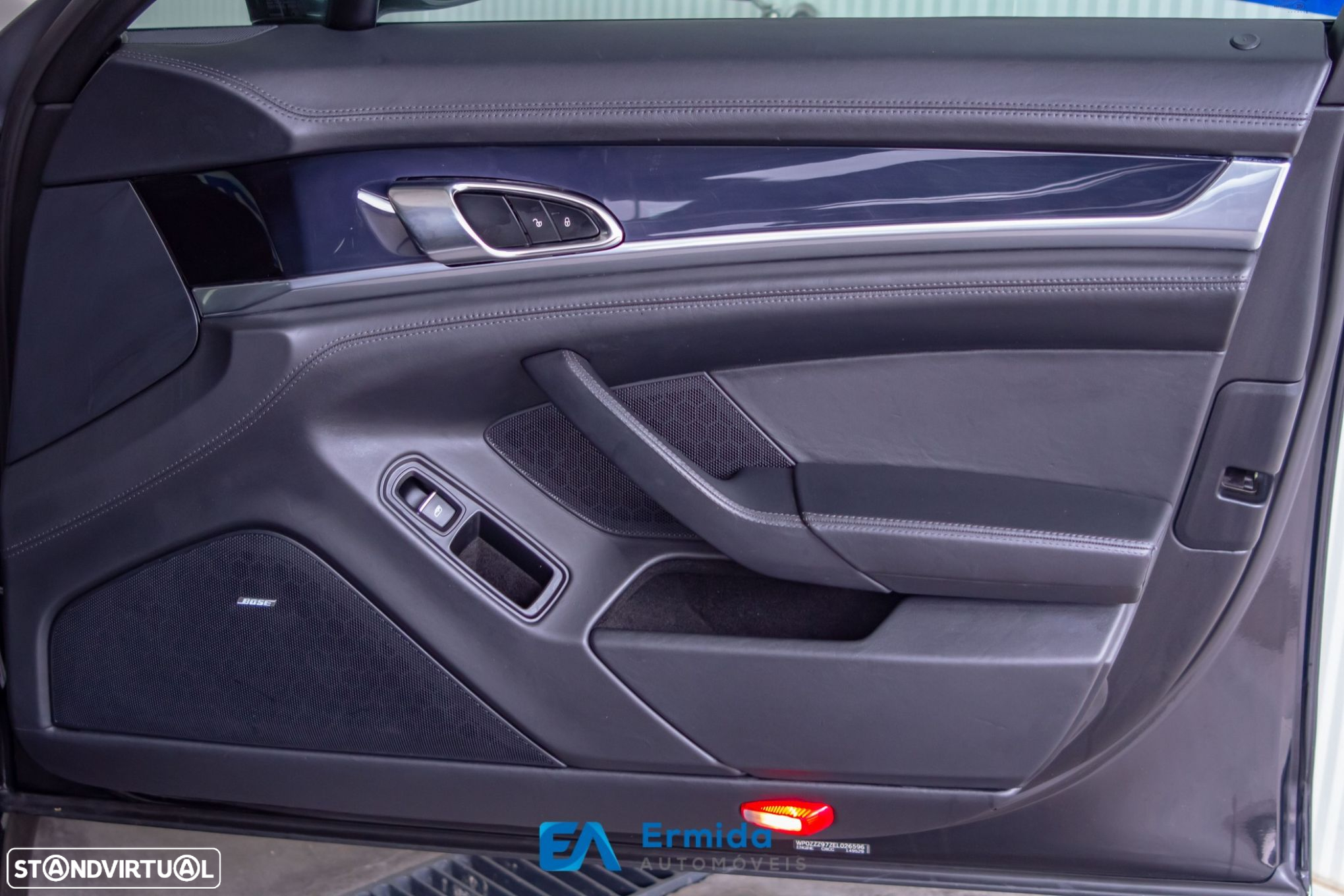 Porsche Panamera Platinum Edition - 36