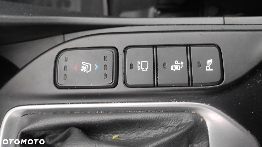 Hyundai Santa Fe 2.2 CRDi Platinium 4WD - 32