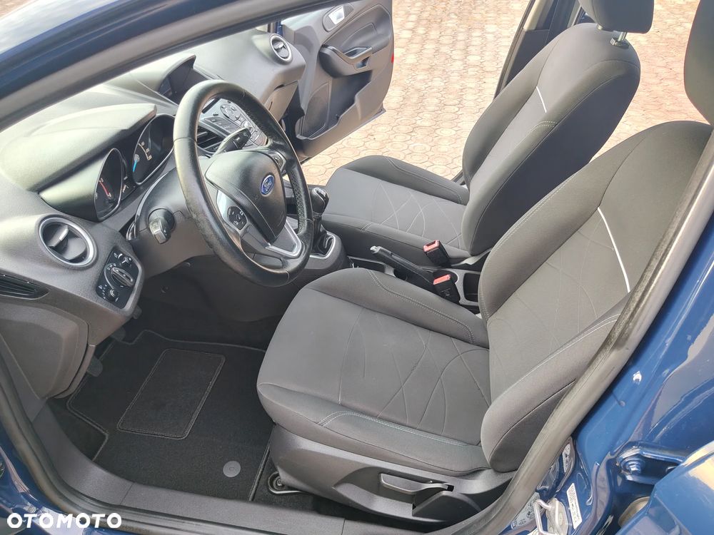 Ford Fiesta - 10
