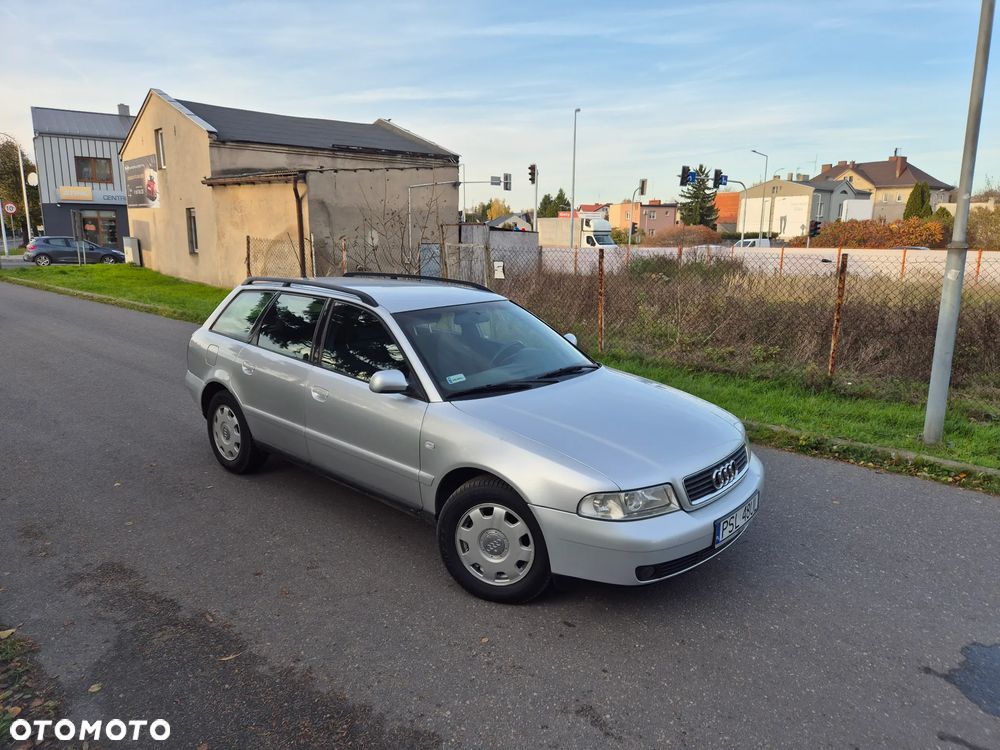 Audi A4 Avant - 3