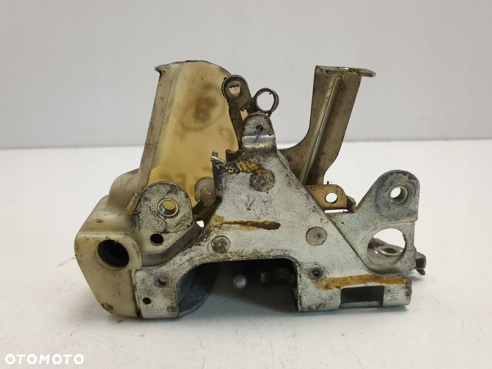 Mercedes C126 W126 COUPE SEC ZAMEK DRZWI LEWY - 9