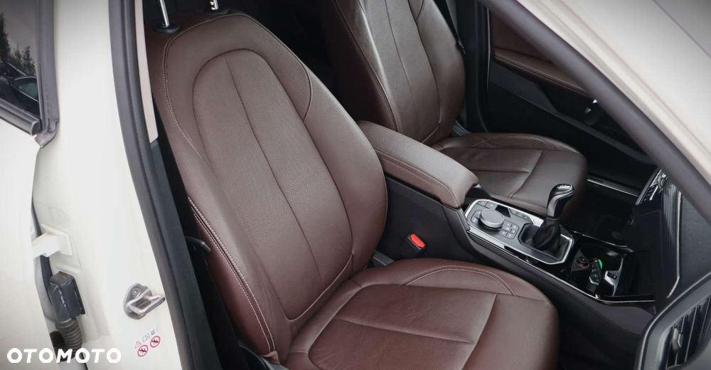 BMW Seria 1 - 17