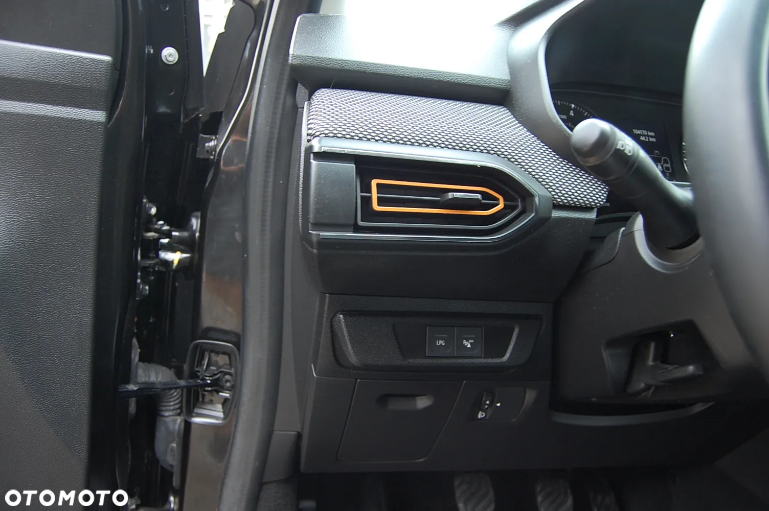 Dacia Sandero Stepway TCe 100 Prestige - 22