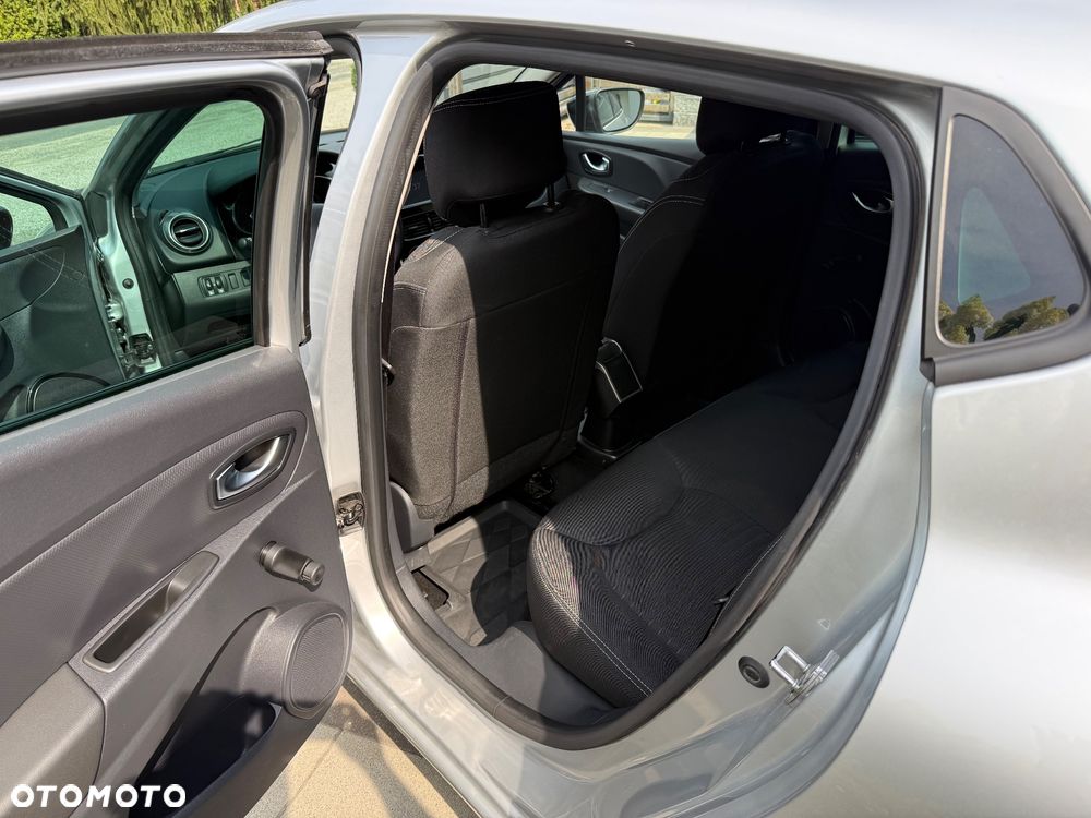Renault Clio 1.2 16V Limited - 14