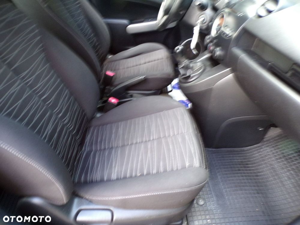 Mazda 2 - 22