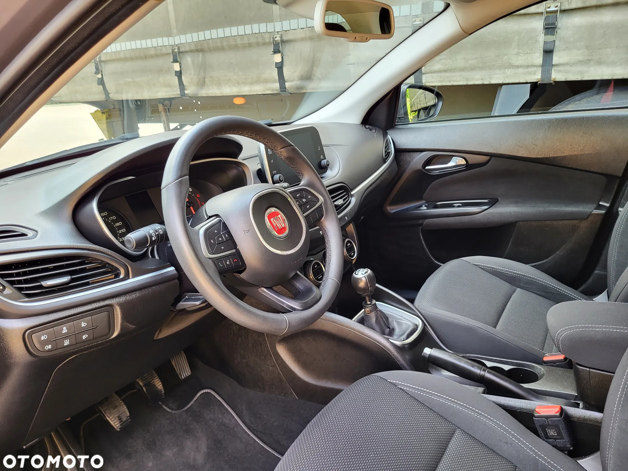 Fiat Tipo 1.4 T-Jet 16v Lounge - 16