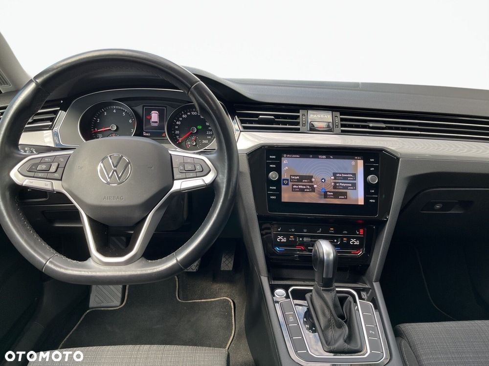 Volkswagen Passat Variant - 17
