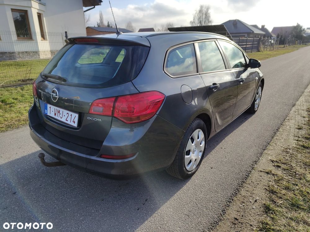 Opel Astra 1.7 CDTI DPF 150 Jahre - 4