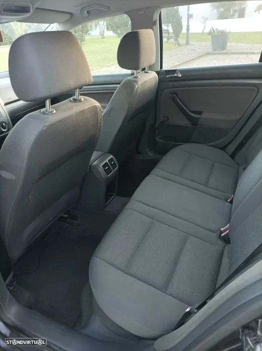 VW Golf 1.9 TDi Confortline - 4