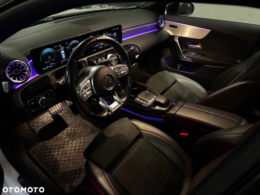 Mercedes-Benz CLA - 6