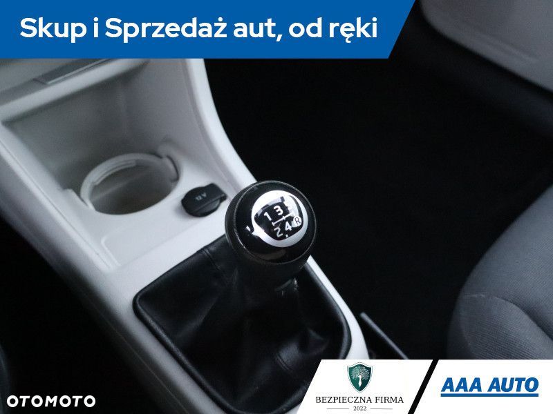 Volkswagen up! - 15