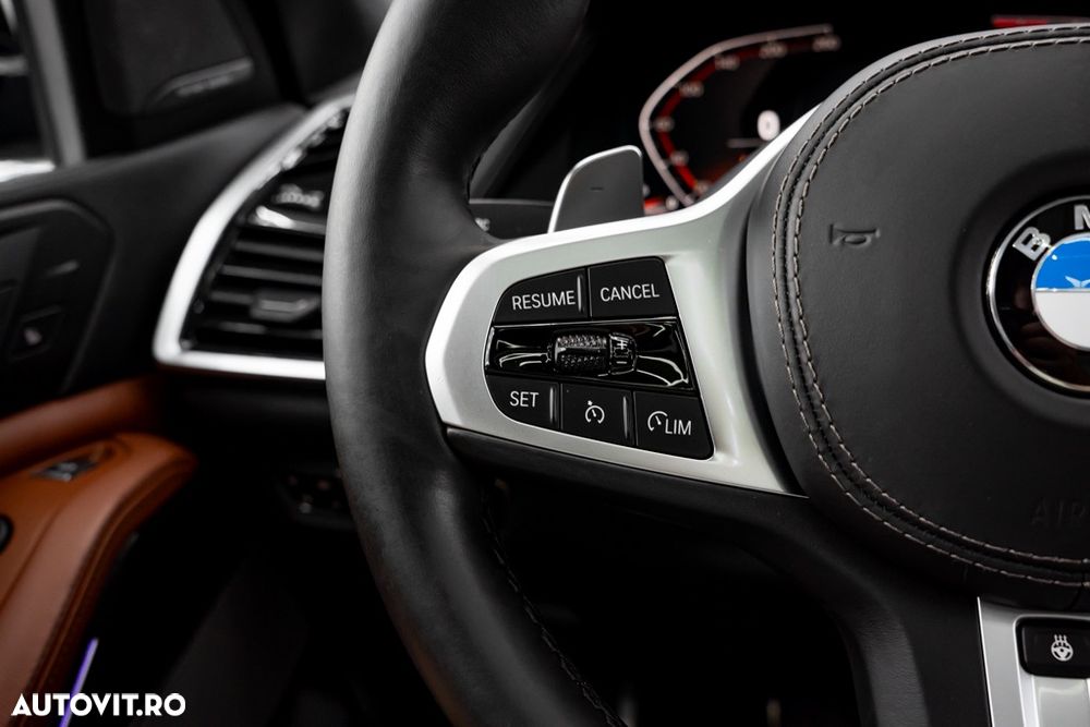 BMW X5 xDrive40i - 32