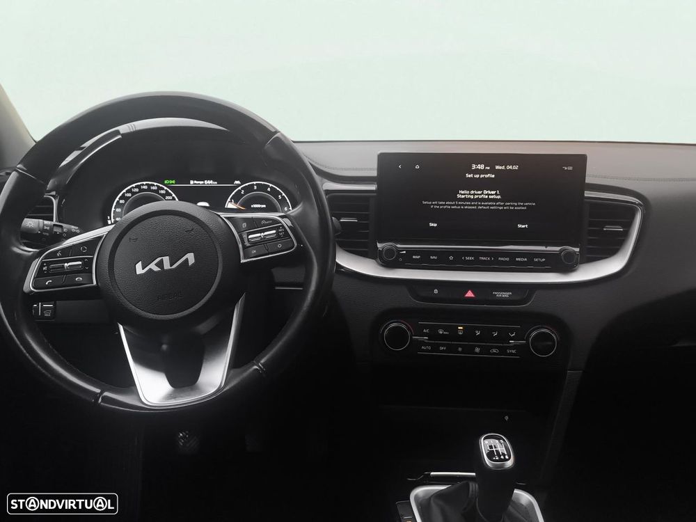 Kia XCeed 1.0 T-GDI Drive - 11
