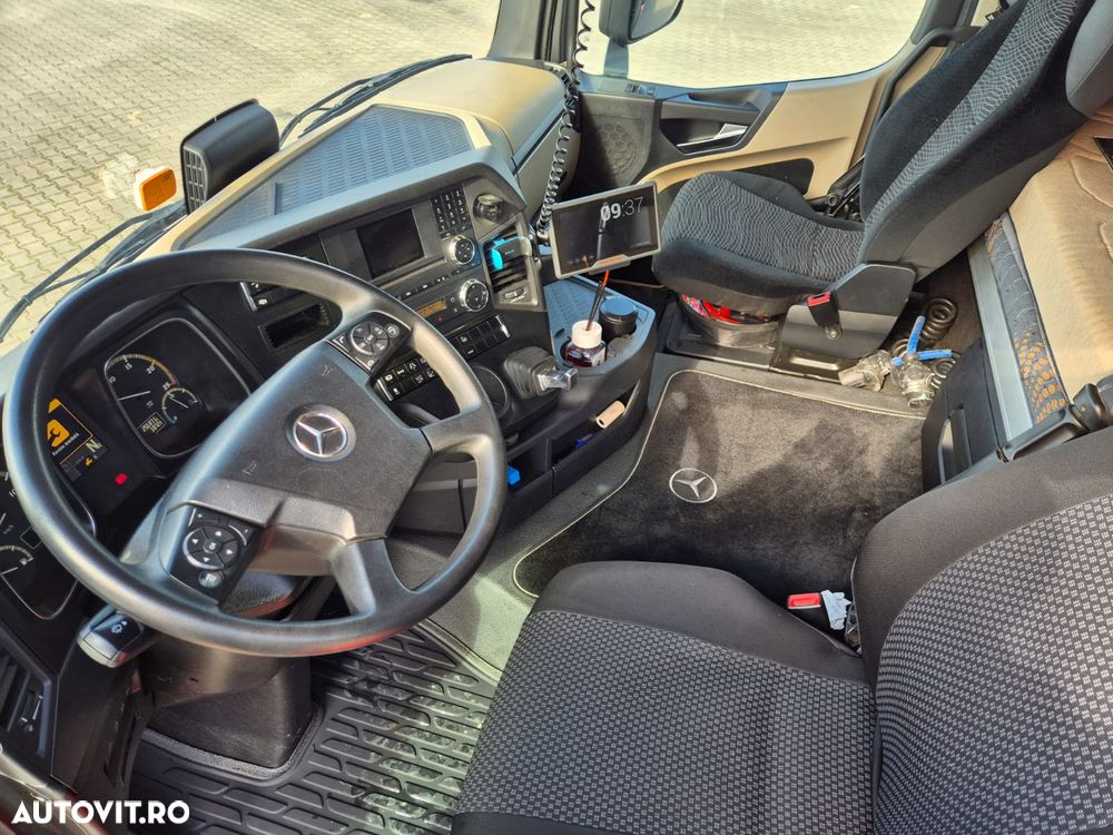 Mercedes-Benz Actors 1842 LSnrL - 8