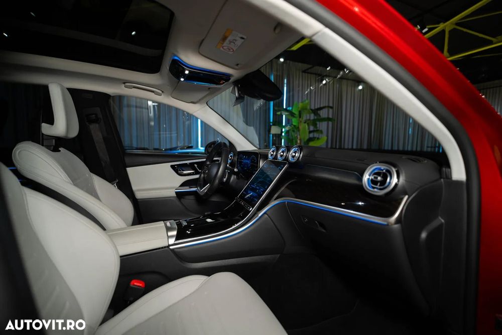 Mercedes-Benz GLC - 30