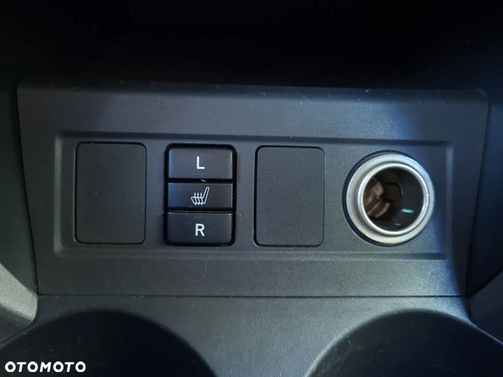 Toyota RAV4 - 12
