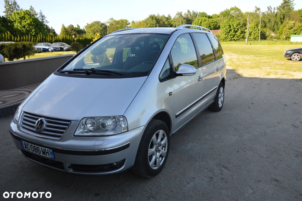 Volkswagen Sharan 1.9 TDI 4Motion United - 4