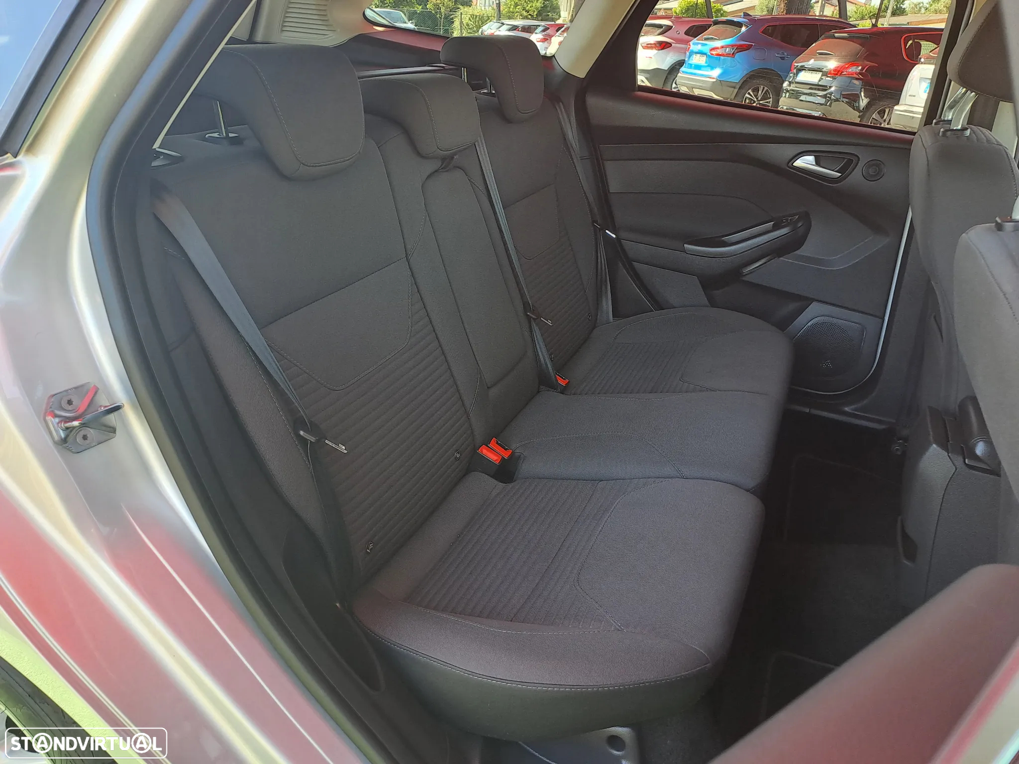 Ford Focus SW 1.5 TDCi EcoBlue Titanium - 17