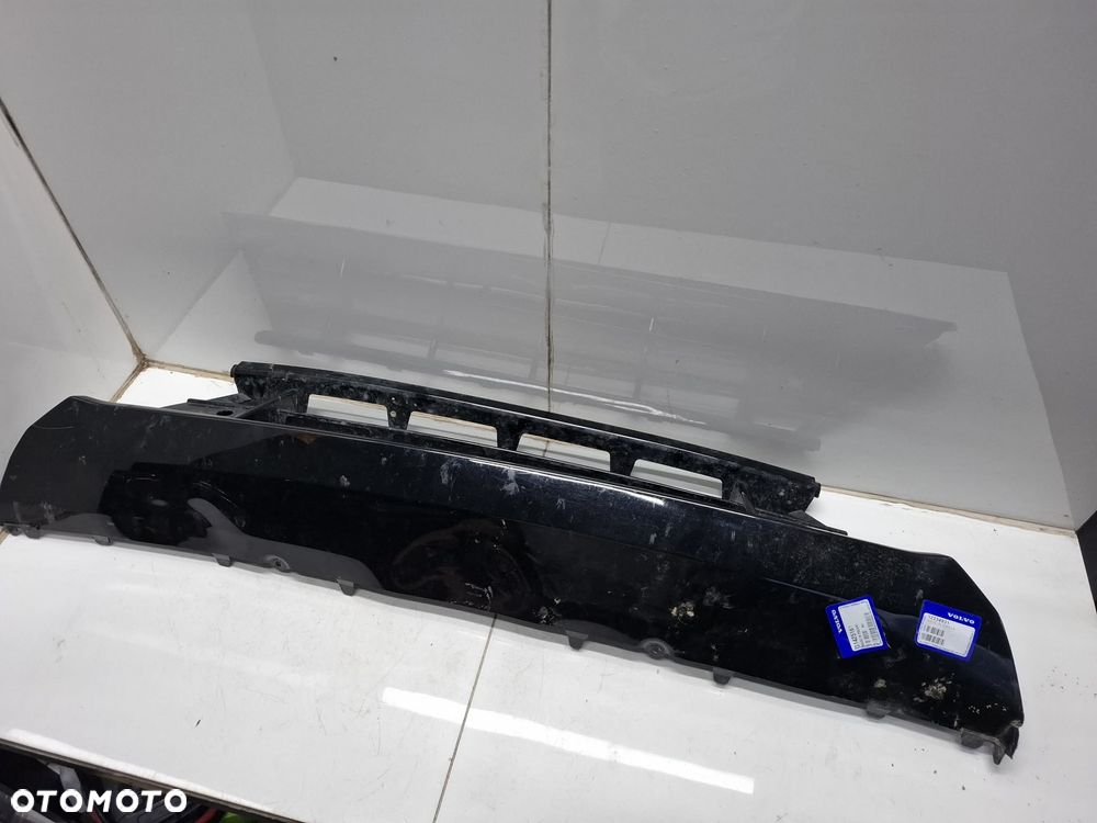 KRATKA ŚRODKOWA ZDERZAKA PRZÓD PRZEDNIA DOLNA VOLVO XC60 II LIFT R DESIGN 32234959 - 2