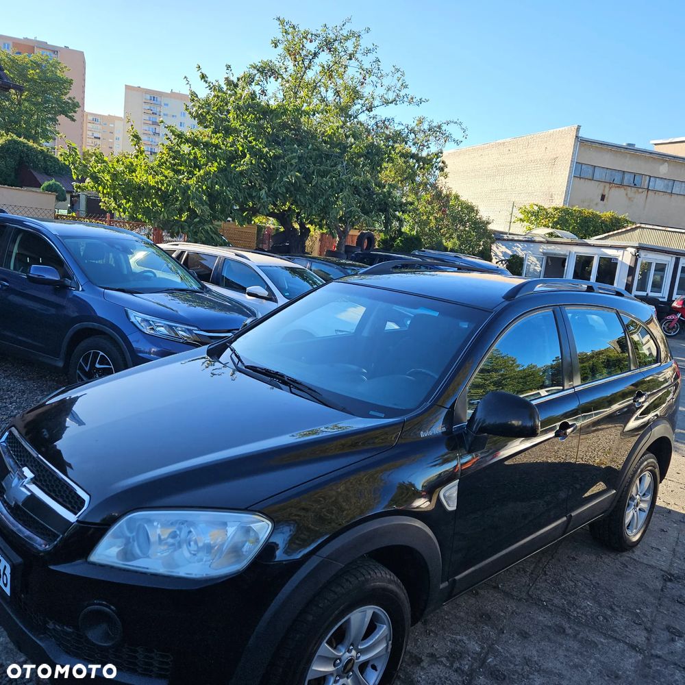 Chevrolet Captiva 2.4 LS 5os - 5