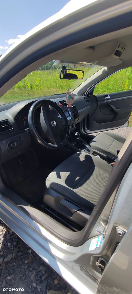 Volkswagen Golf 1.9 TDI DPF Individual - 12