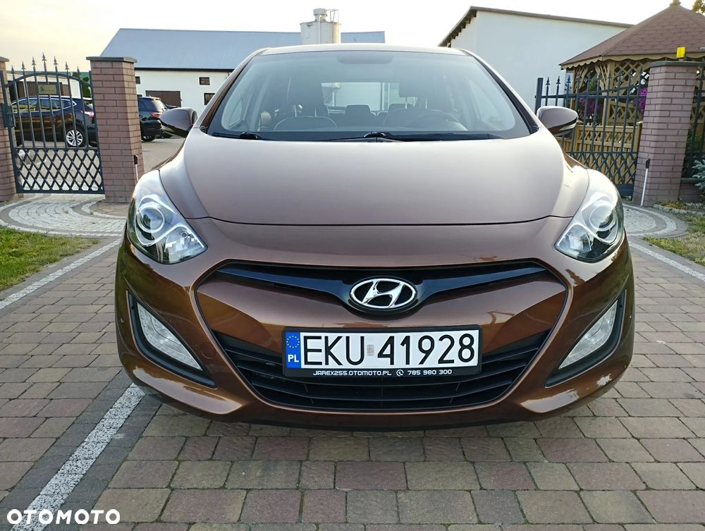 Hyundai i30 1.6 GDI Premium - 10