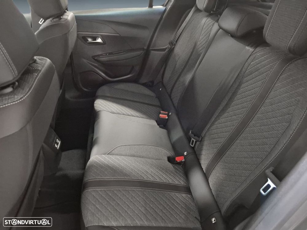 Peugeot e-208 50 kWh Allure - 14