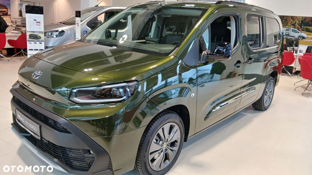 Toyota Proace City Verso Long 1.5 D-4D Family