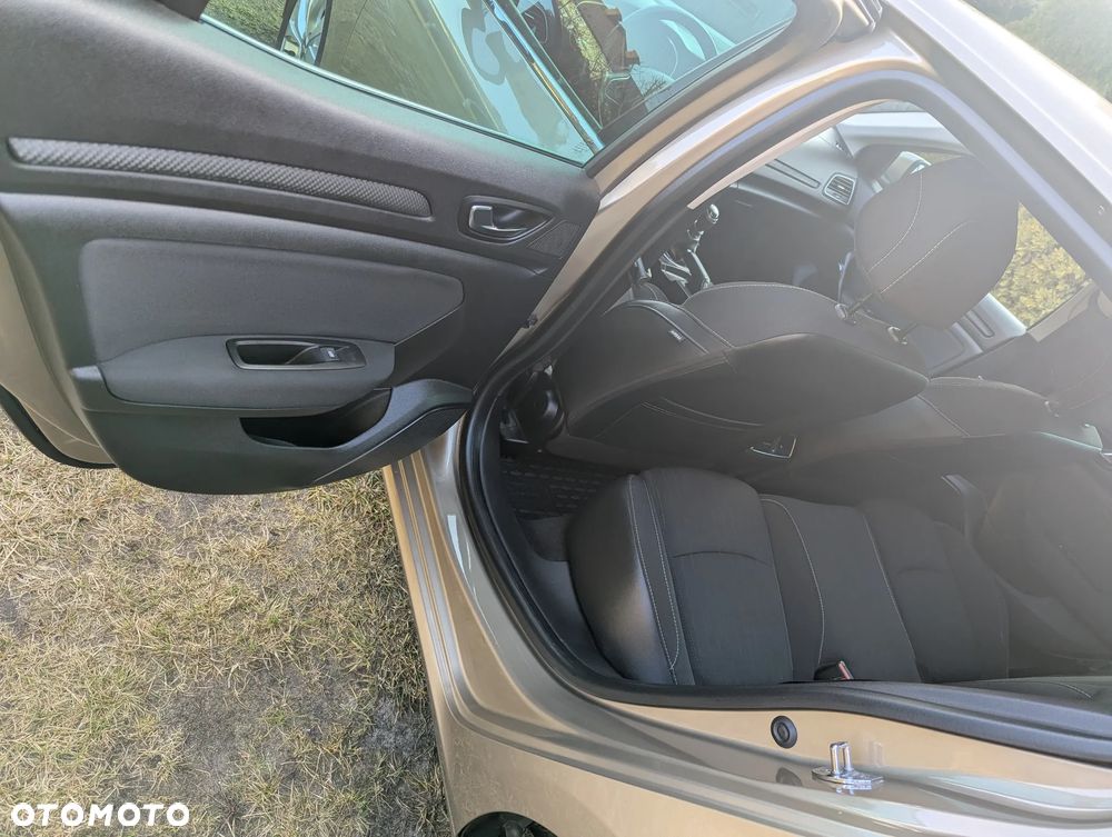 Renault Megane 1.2 Energy TCe Limited 2018 - 8