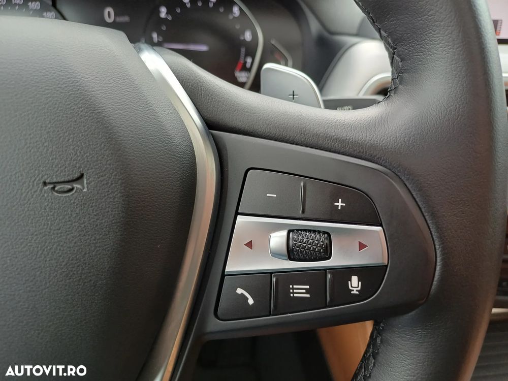 BMW X4 xDrive20i AT MHEV - 24