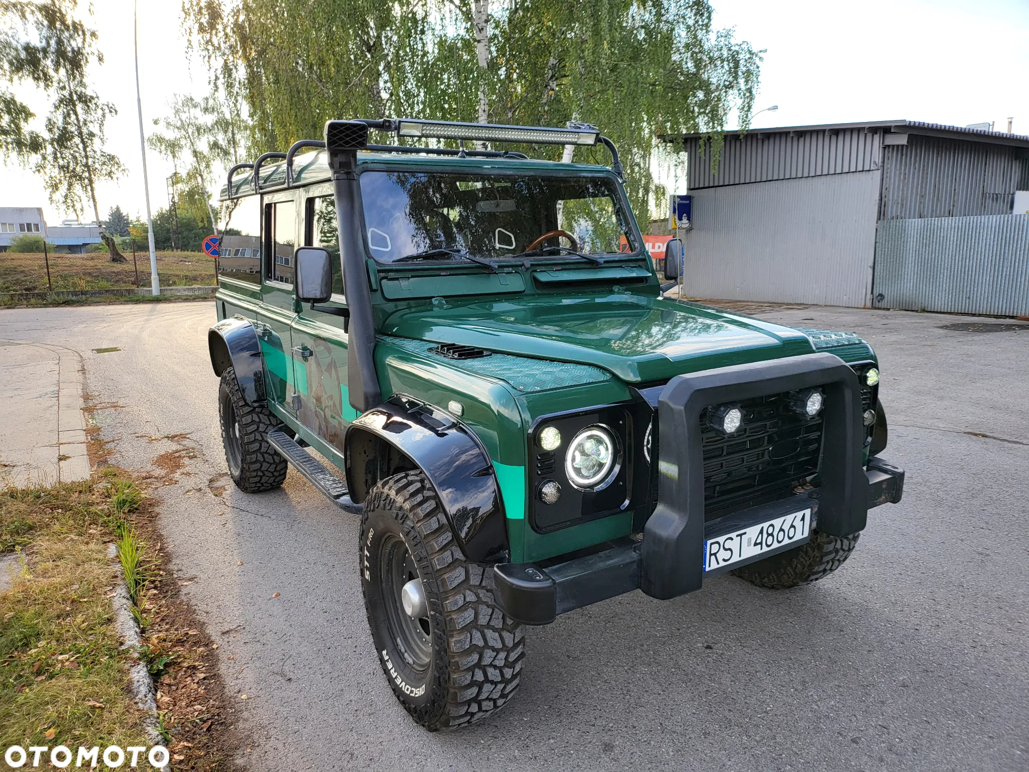 Land Rover Defender 110 2.5 TDI - 14