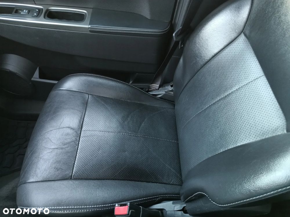 Jeep Liberty - 13