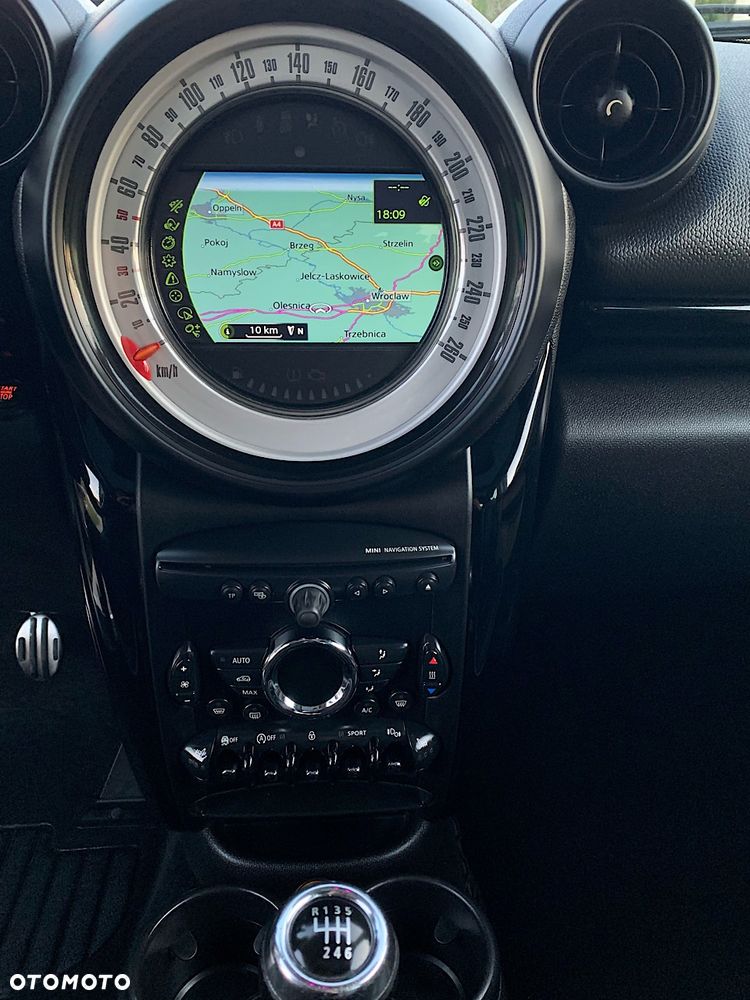 MINI Countryman Cooper SD All4 - 36