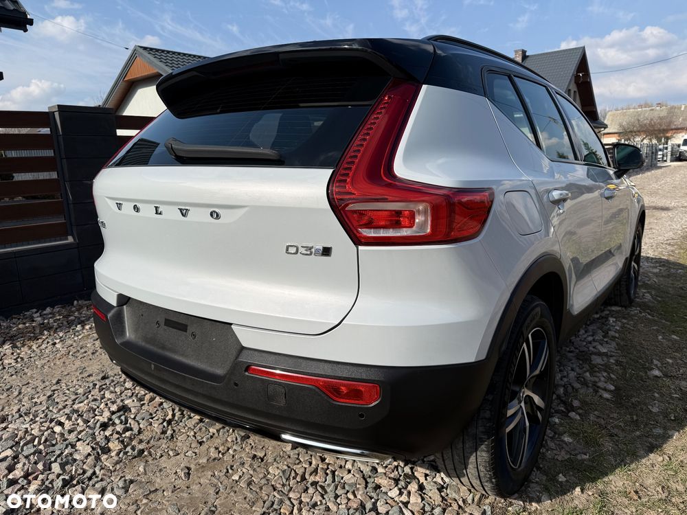 Volvo XC 40 D3 AWD Geartronic R-Design - 5