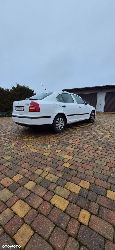 Skoda Octavia 1.6 Classic - 4